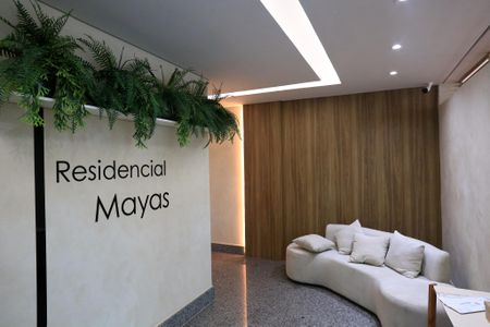 Apartamento à venda com 106m², 2 quartos e 2 vagasHall