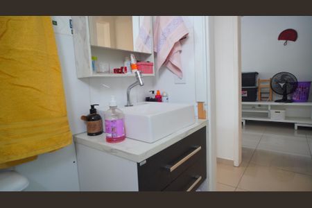 Apartamento à venda com 82m², 2 quartos e 1 vagaBanheiro 
