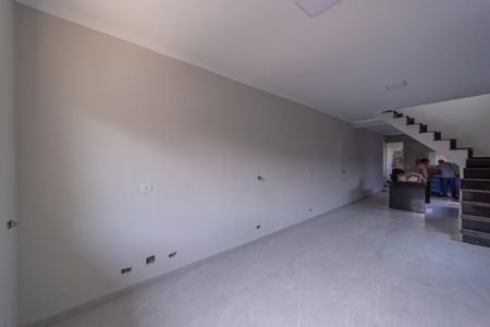 Casa à venda com 330m², 3 quartos e 6 vagasSala