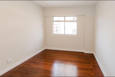 Apartamento à venda com 110m², 3 quartos e 1 vagaQuarto 2