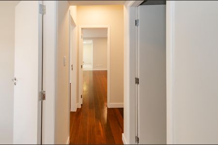 Apartamento à venda com 110m², 3 quartos e 1 vagaCorredor