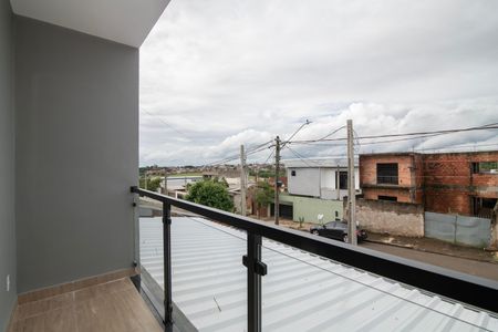 Casa para alugar com 75m², 2 quartos e 1 vagaVaranda