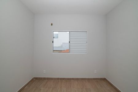 Casa para alugar com 75m², 2 quartos e 1 vagaQuarto 2