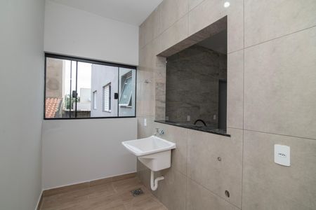 Casa para alugar com 75m², 2 quartos e 1 vagaÁrea de Serviço