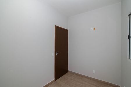 Casa para alugar com 75m², 2 quartos e 1 vagaQuarto 1