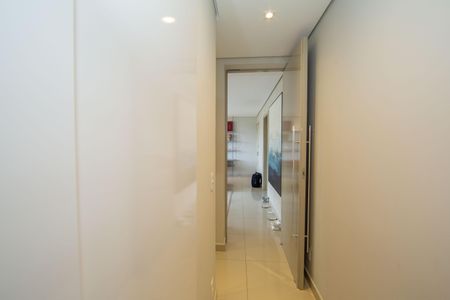 CORREDOR de apartamento à venda com 3 quartos, 109m² em Buritis, Belo Horizonte
