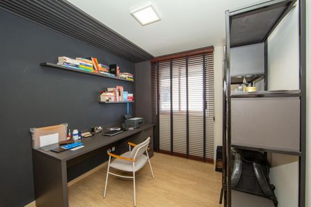 Apartamento à venda com 109m², 3 quartos e 2 vagasQUARTO3
