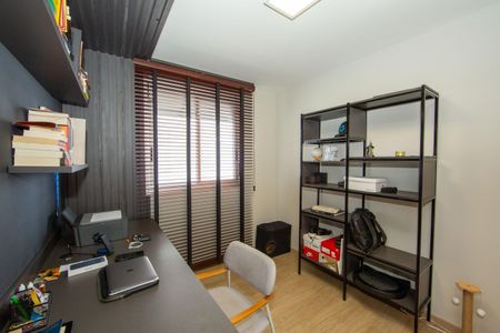 Apartamento à venda com 109m², 3 quartos e 2 vagasQUARTO3
