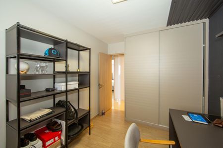 Apartamento à venda com 109m², 3 quartos e 2 vagasQUARTO3