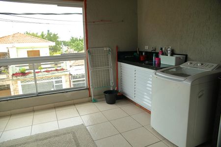 Casa à venda com 155m², 3 quartos e 2 vagasÁrea de Serviço ( varanda quarto 1 )