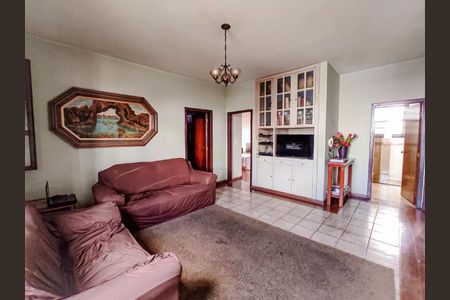 Casa à venda com 4 quartos, 330m² em Eldorado, Contagem