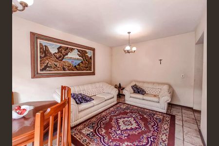 Casa à venda com 4 quartos, 330m² em Eldorado, Contagem