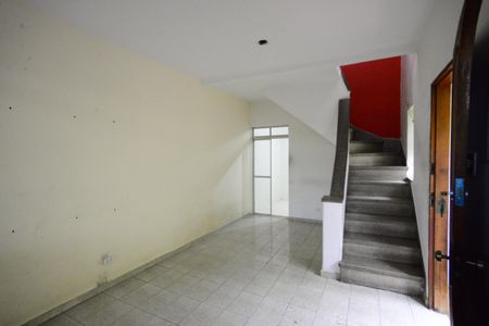 Casa para alugar com 2 quartos, 140m² em Vila Deodoro, São Paulo