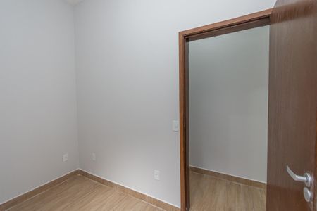 Casa para alugar com 75m², 2 quartos e 1 vagaQuarto 2