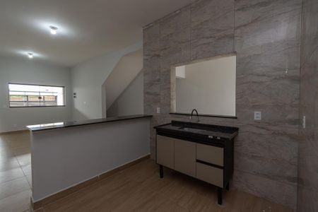 Casa para alugar com 75m², 2 quartos e 1 vagaCozinha