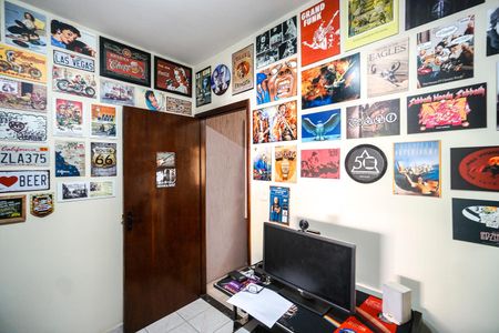 Casa à venda com 110m², 3 quartos e 2 vagasQuarto 01