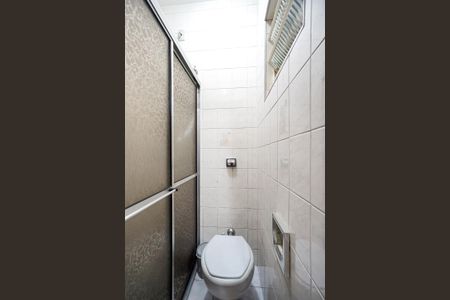 Casa à venda com 110m², 3 quartos e 2 vagasBanheiro da suíte