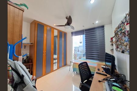 Apartamento à venda com 140m², 4 quartos e 2 vagasSuíte 1