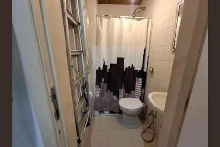 Apartamento à venda com 140m², 4 quartos e 2 vagasBanheiro de Serviço