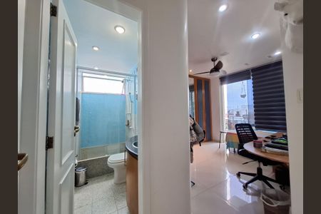 Apartamento à venda com 140m², 4 quartos e 2 vagasSuíte 1