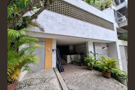 Apartamento à venda com 140m², 4 quartos e 2 vagasPlaca