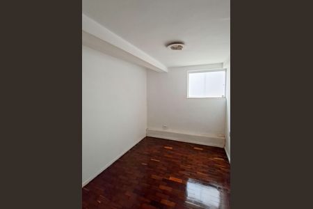 Casa para alugar com 280m², 4 quartos e 2 vagas