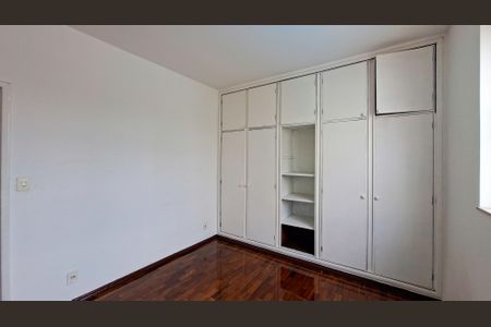 Casa para alugar com 280m², 4 quartos e 2 vagas