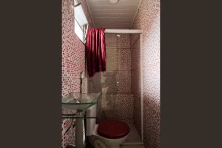 Banheiro de casa para alugar com 1 quarto, 4m² em Vila Nina, São Paulo