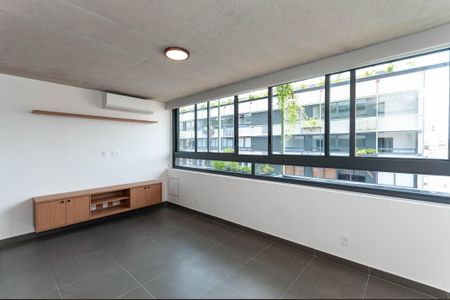 Sala de apartamento para alugar com 3 quartos, 82m² em Vila Ipojuca, São Paulo