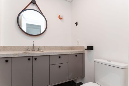 Banheiro SocialQuarto 1 Suíte de apartamento para alugar com 3 quartos, 82m² em Vila Ipojuca, São Paulo