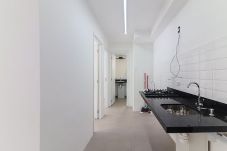 Apartamento à venda com 40m², 2 quartos e sem vaga Apartamento à venda com 40m², 2 quartos e sem vagaCozinha e Área de Serviço