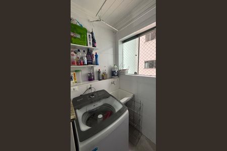 Apartamento à venda com 87m², 3 quartos e 1 vagaÁrea de Serviço