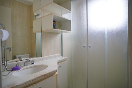 Apartamento para alugar com 80m², 2 quartos e 2 vagasBanheiro