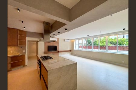 Sala de apartamento à venda com 4 quartos, 156m² em Copacabana, Rio de Janeiro