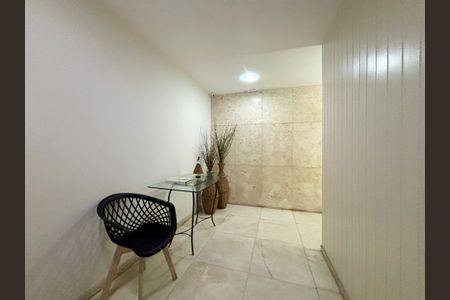 Apartamento à venda com 156m², 4 quartos e 1 vaga Apartamento à venda com 156m², 4 quartos e 1 vagaPortaria