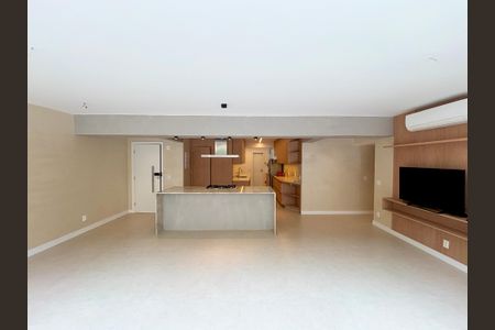 Apartamento à venda com 156m², 4 quartos e 1 vaga Apartamento à venda com 156m², 4 quartos e 1 vagaSala