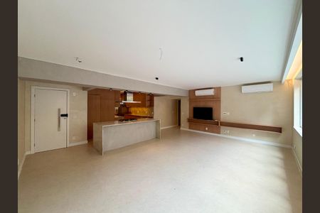 Apartamento à venda com 156m², 4 quartos e 1 vaga Apartamento à venda com 156m², 4 quartos e 1 vagaSala