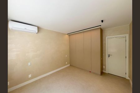 Apartamento à venda com 156m², 4 quartos e 1 vaga Apartamento à venda com 156m², 4 quartos e 1 vagaQuarto 1