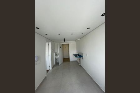 Kitnet/Studio para alugar com 1 quarto, 24m² em Parque Industrial Tomas Edson, São Paulo