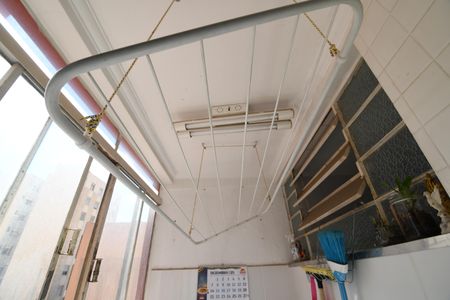 Apartamento à venda com 76m², 2 quartos e sem vagaÁrea de Serviço