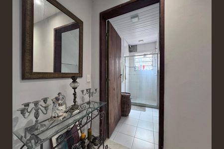 Casa de condomínio à venda com 200m², 3 quartos e sem vagaCorredor