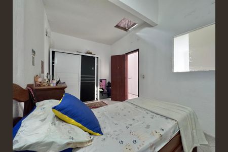 Casa de condomínio à venda com 200m², 3 quartos e sem vagaQuarto 2