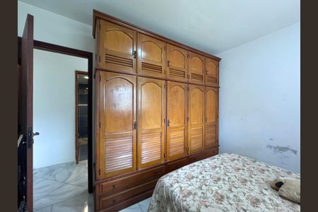 Casa de condomínio à venda com 200m², 3 quartos e sem vagaQuarto 3