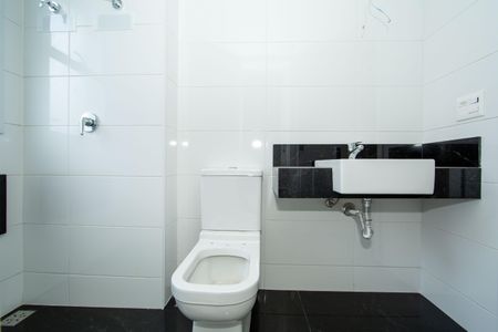 Apartamento à venda com 134m², 4 quartos e 4 vagasBANHEIRO2