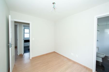 Apartamento à venda com 134m², 4 quartos e 4 vagasQUARTO3