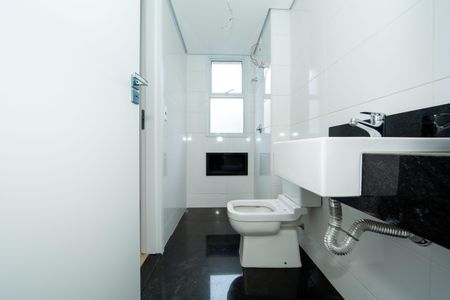 Apartamento à venda com 134m², 4 quartos e 4 vagasBANHEIRO2