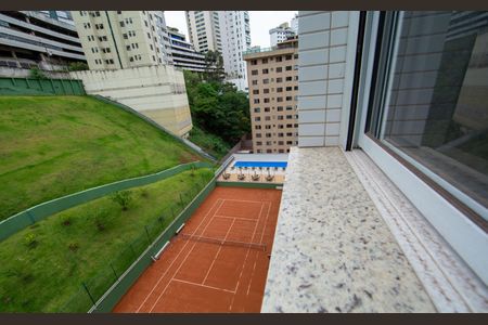 Apartamento à venda com 134m², 4 quartos e 4 vagasVISTA DO LAZER
