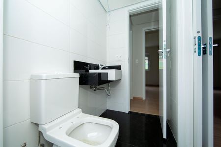 Apartamento à venda com 134m², 4 quartos e 4 vagasBANHEIRO2