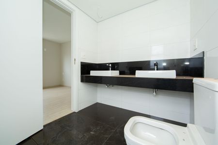 Apartamento à venda com 134m², 4 quartos e 4 vagasBANHEIRO4