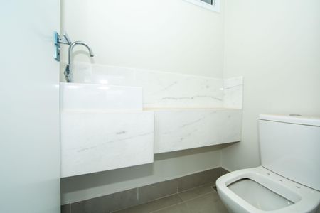 Apartamento à venda com 134m², 4 quartos e 4 vagasBANHEIRO1